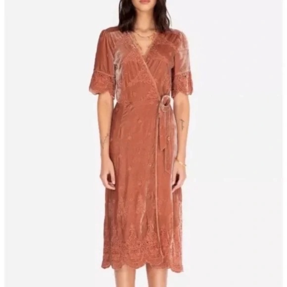 Johnny Was Jade Lola Velvet Wrap Midi Dress, SZ Small - Picture 1 of 8